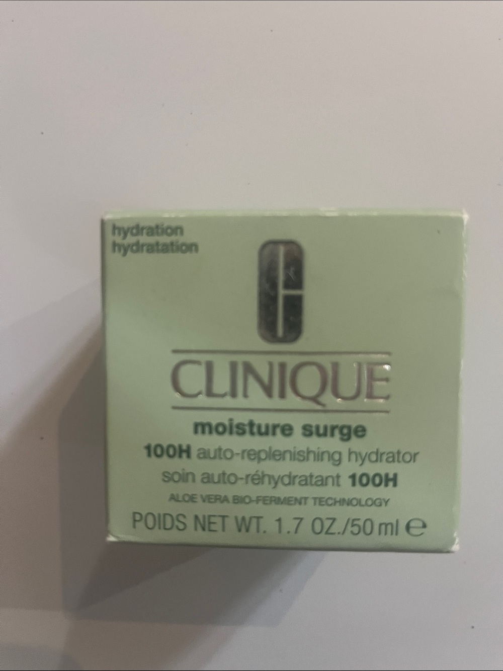 Clinique Moisture Surge 100H Auto-Replenishing Hydrator